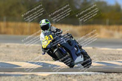 media/Feb-27-2022-CVMA (Sun) [[a3977b6969]]/Race 15 Amateur Supersport Middleweight/